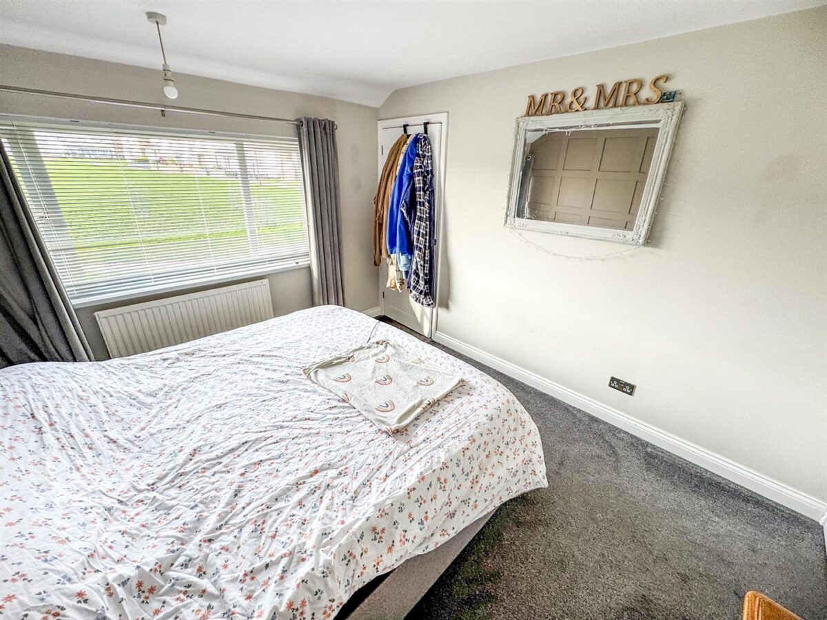 Ollerton Walk, Corby