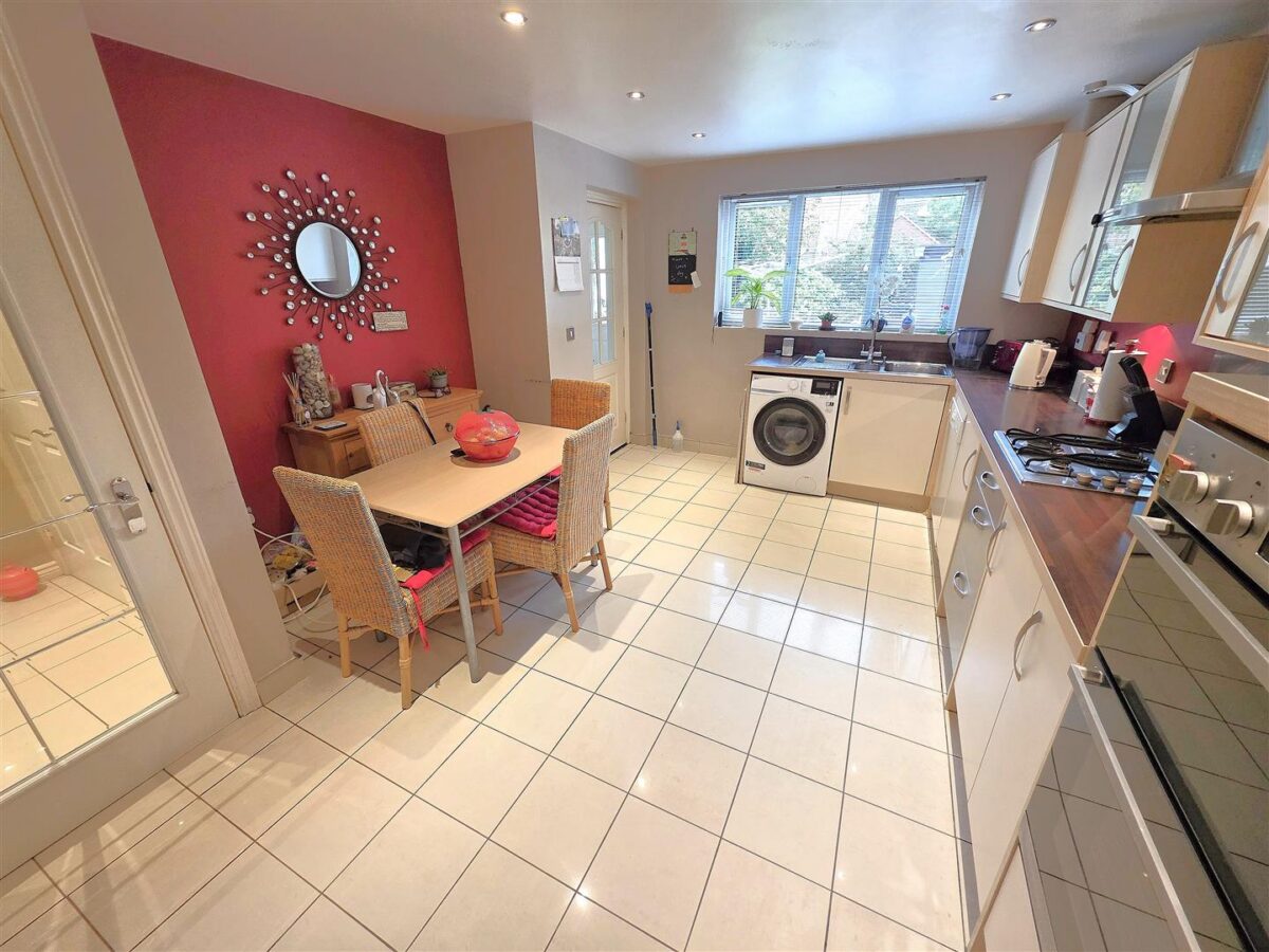 Cheltenham Road, Corby