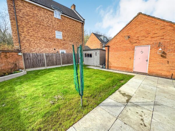 Clarendon Close, Corby