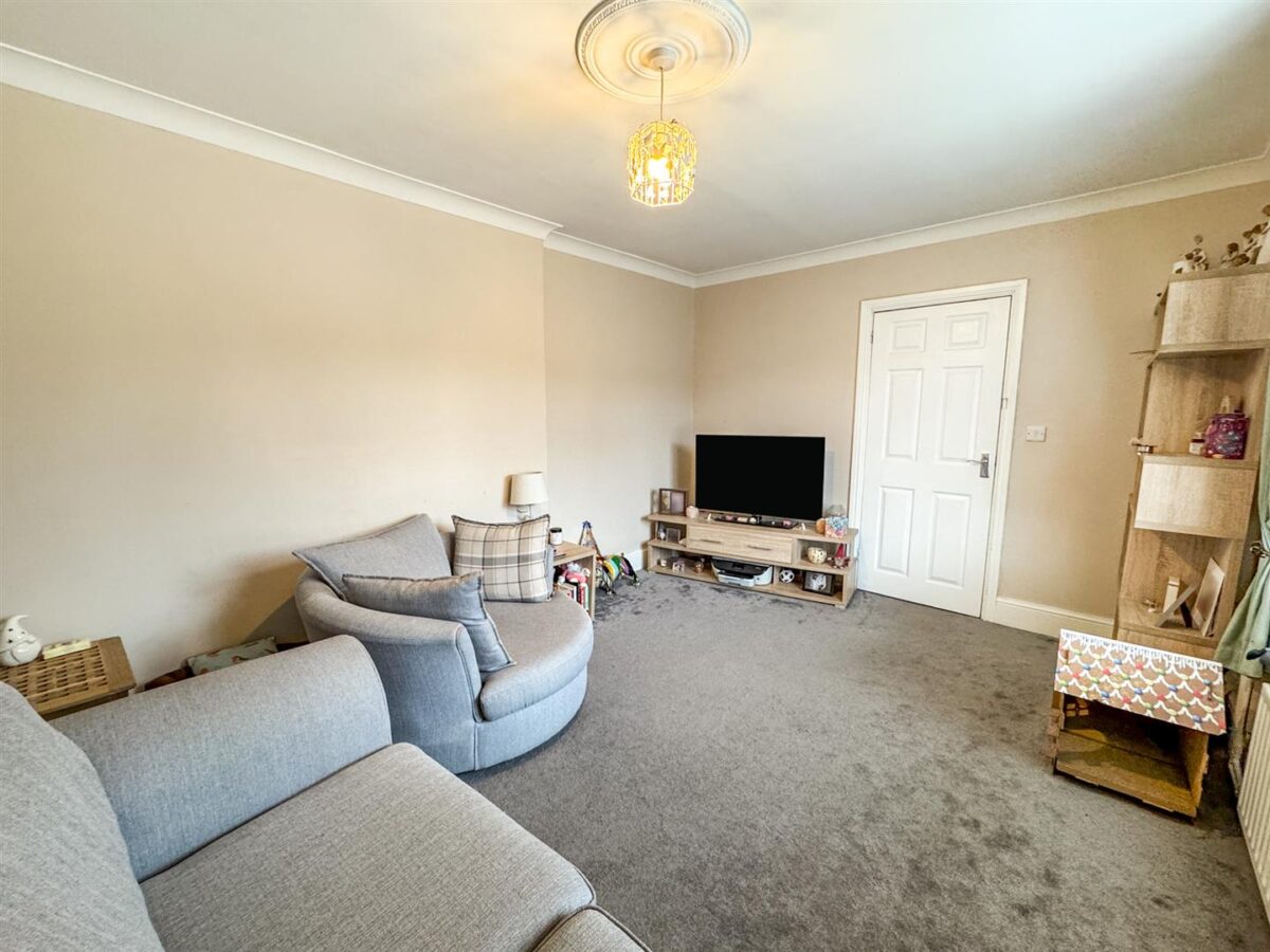 Chelveston Drive, Corby