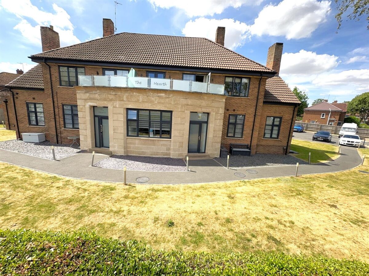 Studfall Avenue, Corby