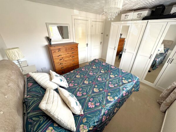 Norfolk Close, Corby