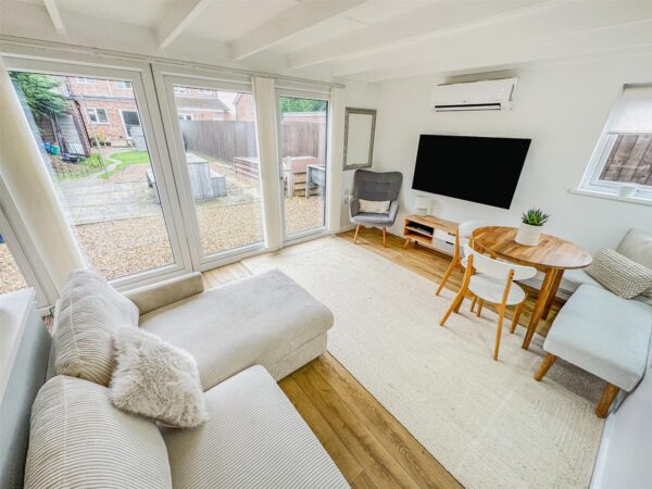 Wheatley Avenue, Corby