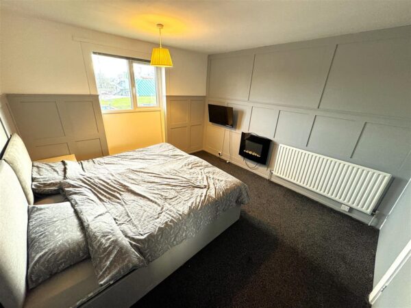 Elizabeth Street, Corby