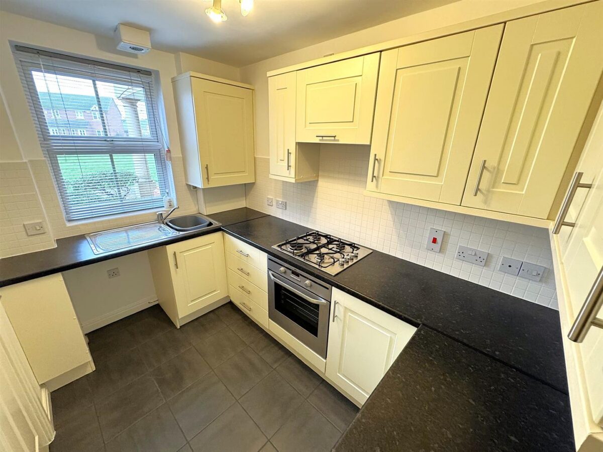 Flatford Close, Corby