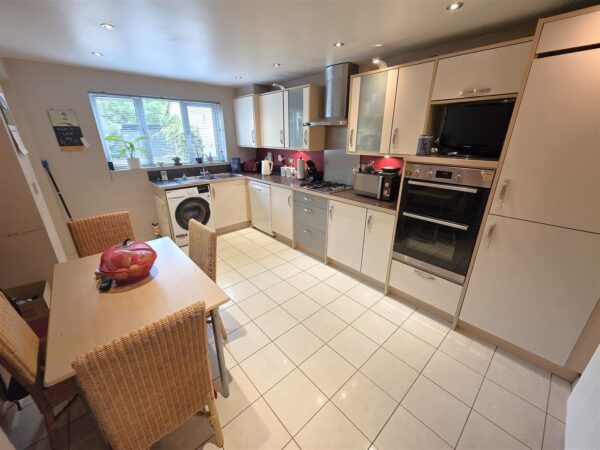 Cheltenham Road, Corby