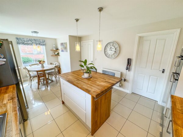 Clarendon Close, Corby