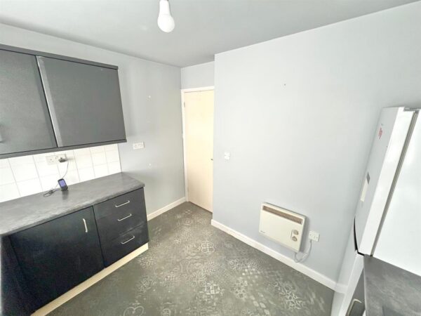 Langdale Grove, Corby