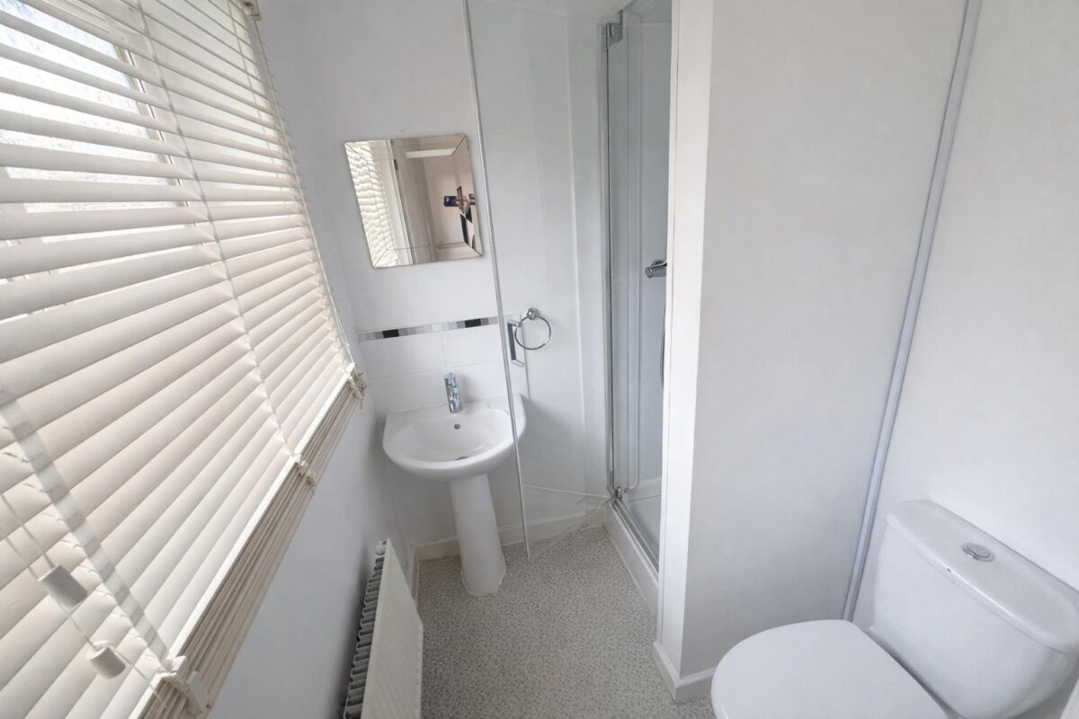 Nuthatch Close, Corby