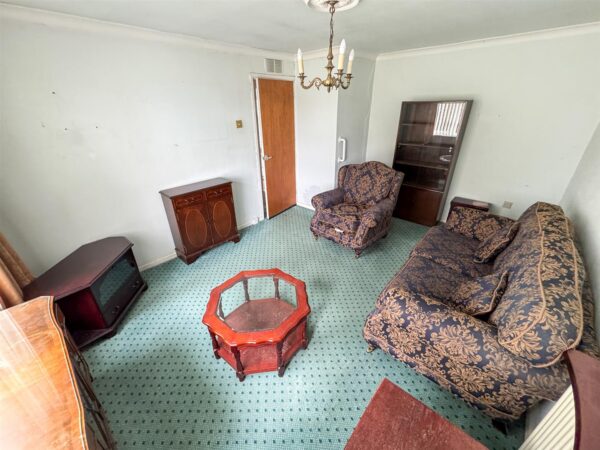 Hillside Crescent, Weldon, Corby