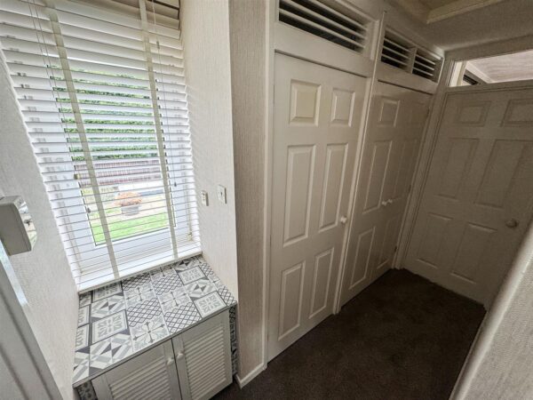 Brisbane Gardens, Corby