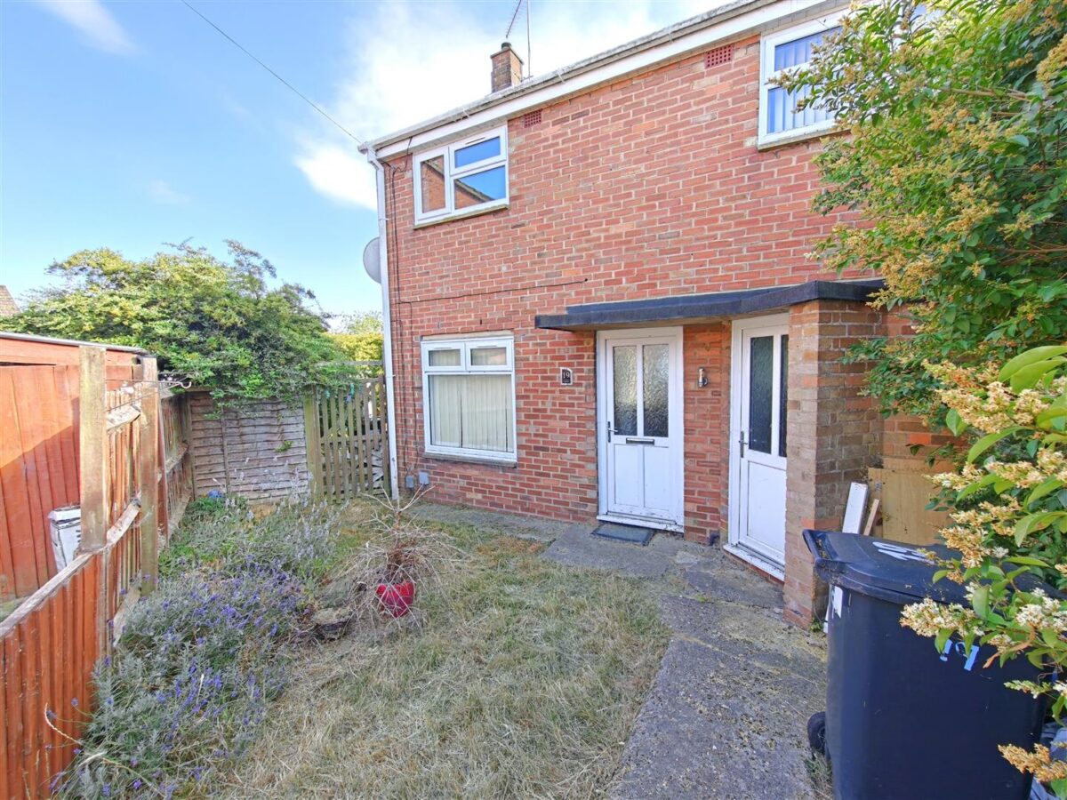 Cransley Gardens, Corby