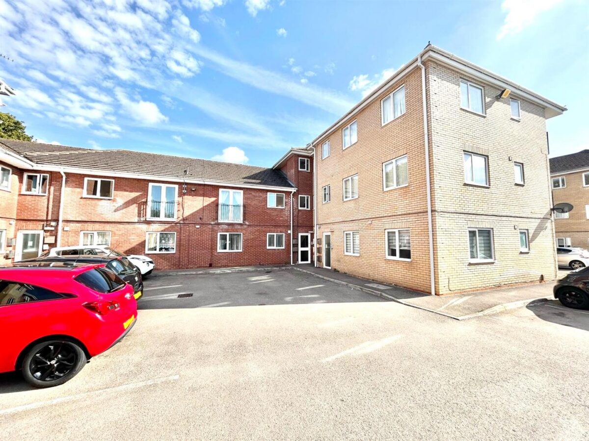 Langdale Grove, Corby