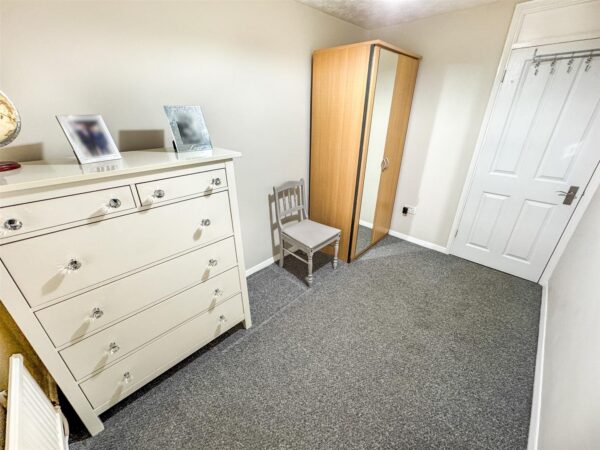 Warminster close, Corby