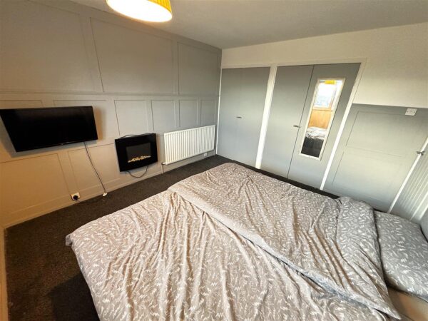 Elizabeth Street, Corby