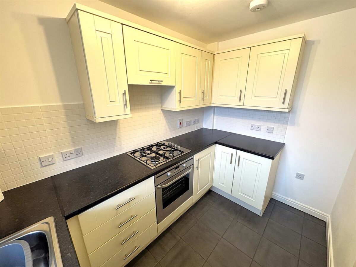 Flatford Close, Corby