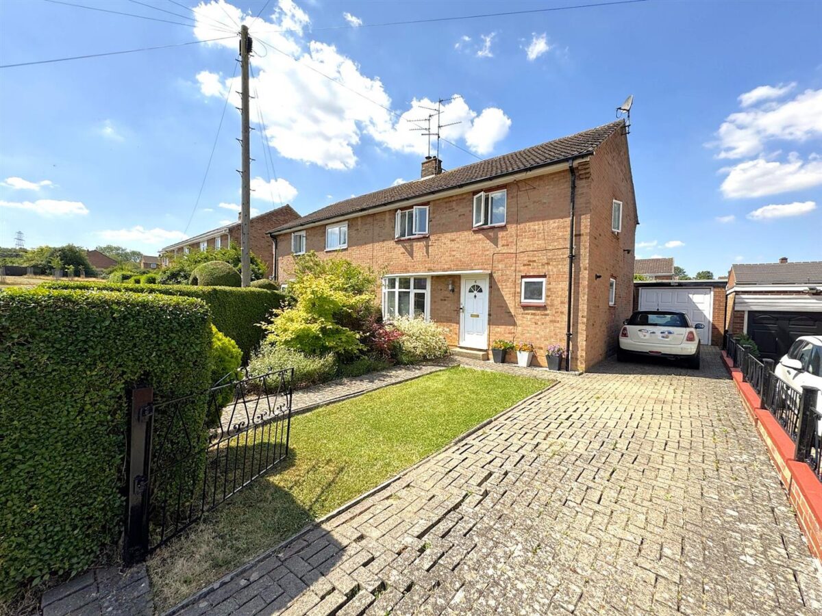 Norfolk Close, Corby