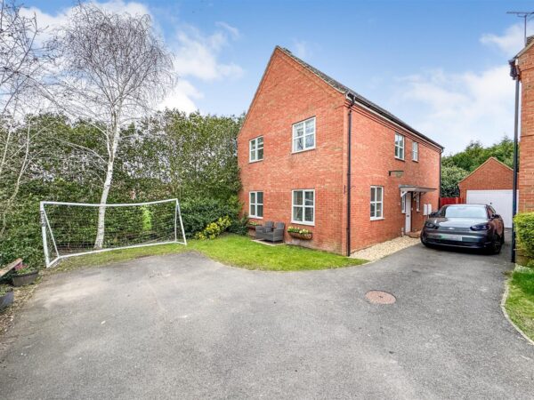 Chatsworth Road, Corby