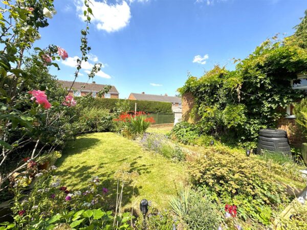 Norfolk Close, Corby