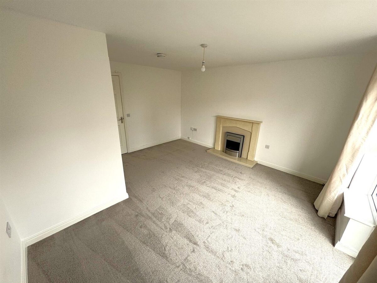 Flatford Close, Corby