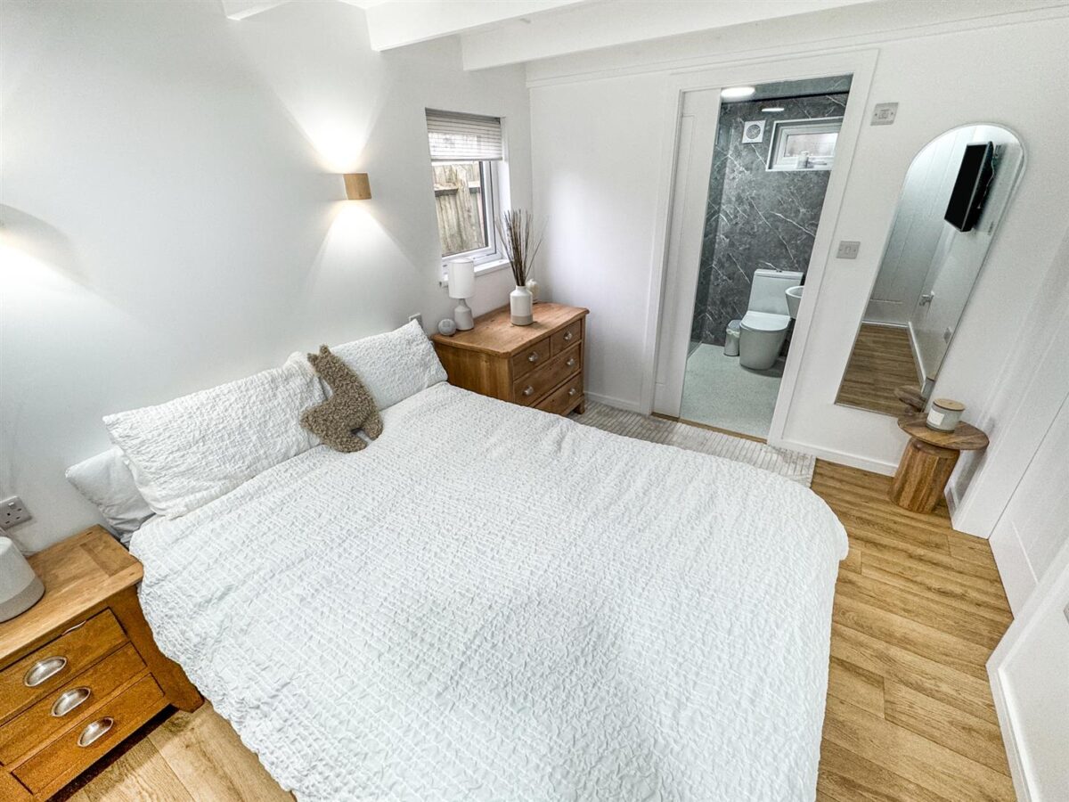 Wheatley Avenue, Corby