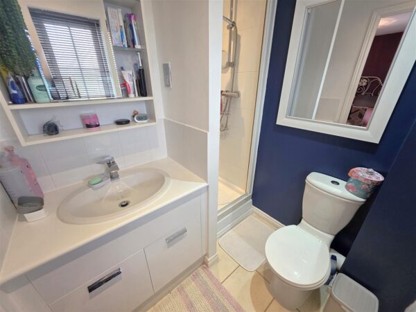 Cheltenham Road, Corby