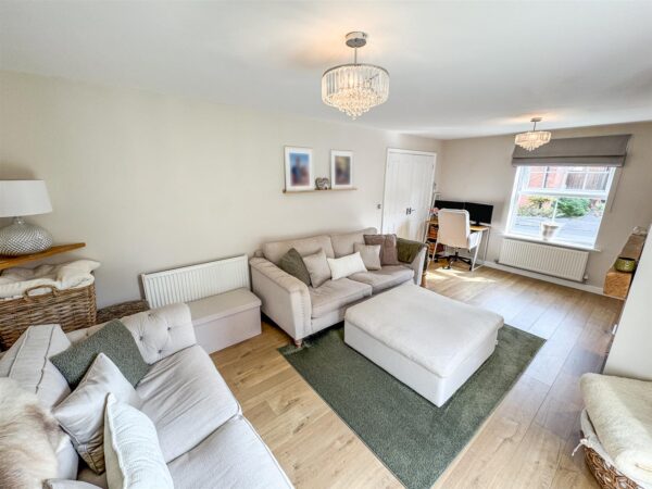 Clarendon Close, Corby