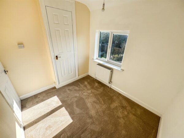 Parsons Grove, Corby