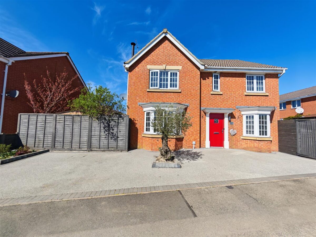 Lyveden Way, Corby