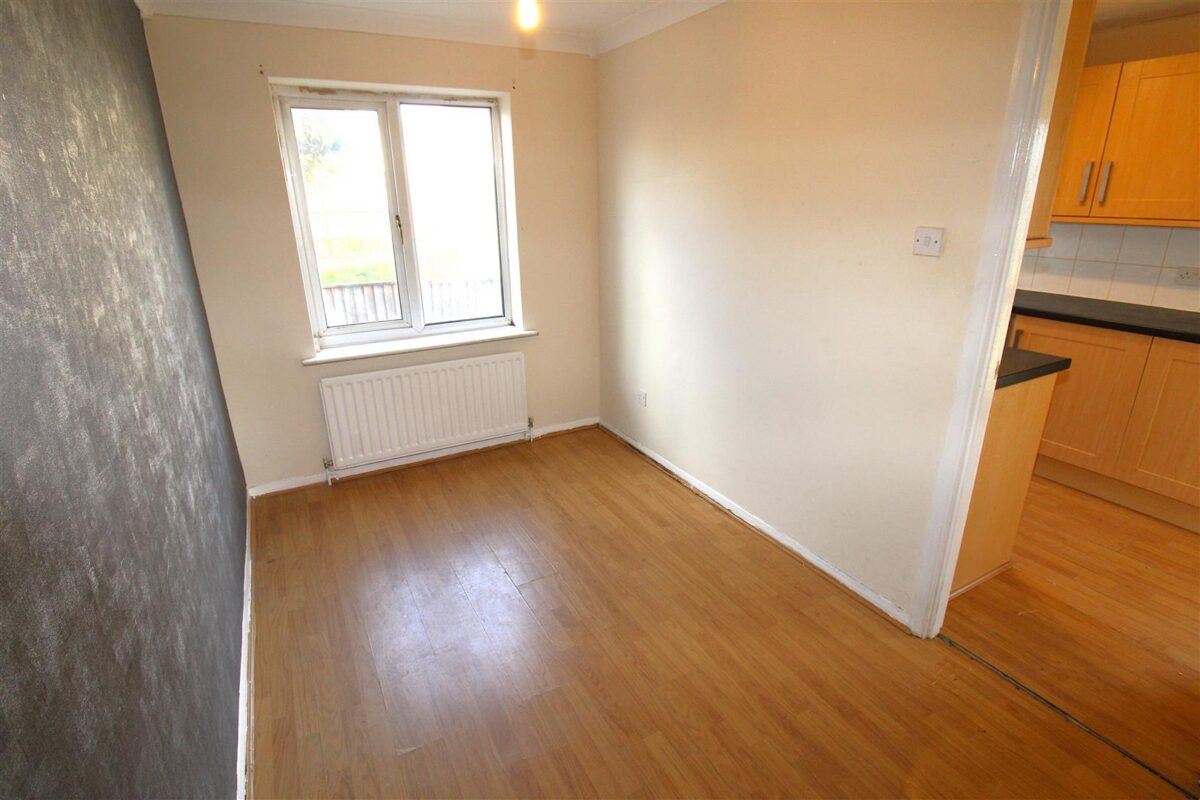 Chestnut Avenue, Corby