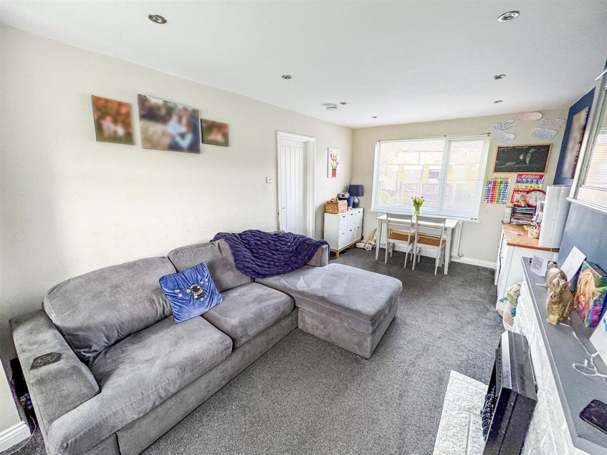 Ollerton Walk, Corby