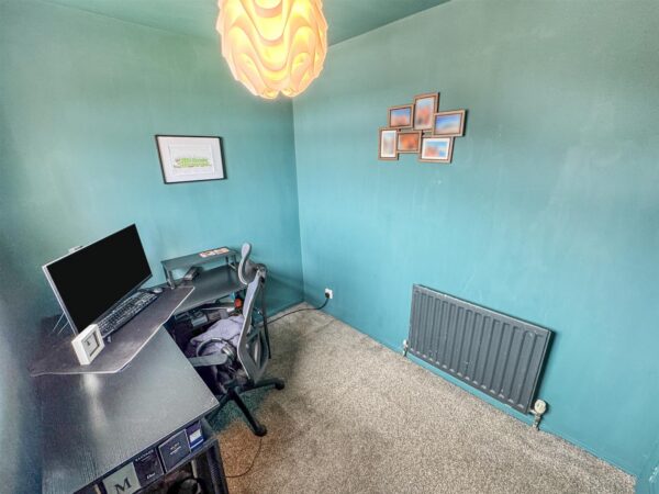 Browning Walk, Corby