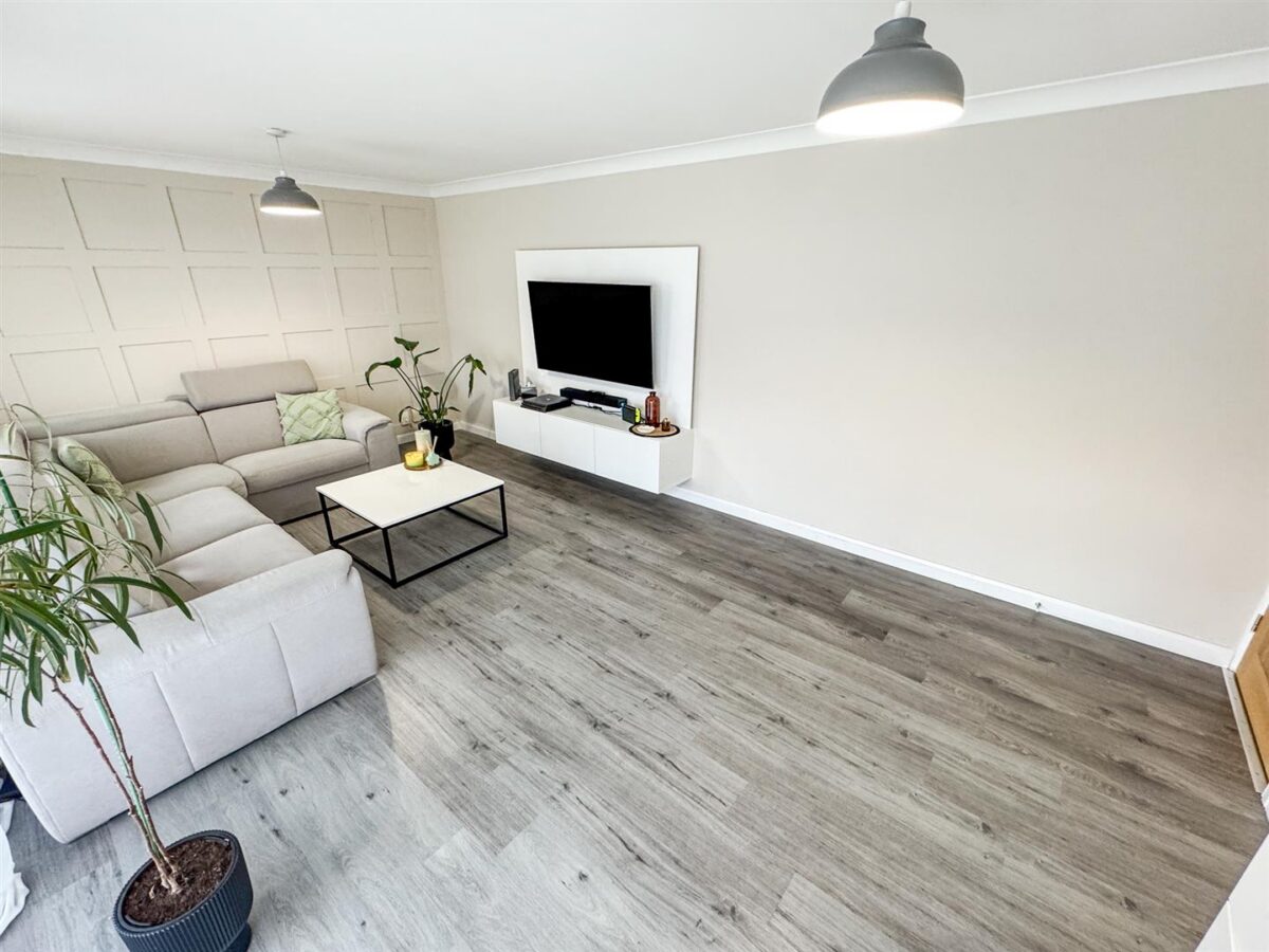 25, Tower Hill Road, Corby, North Northamptonshire