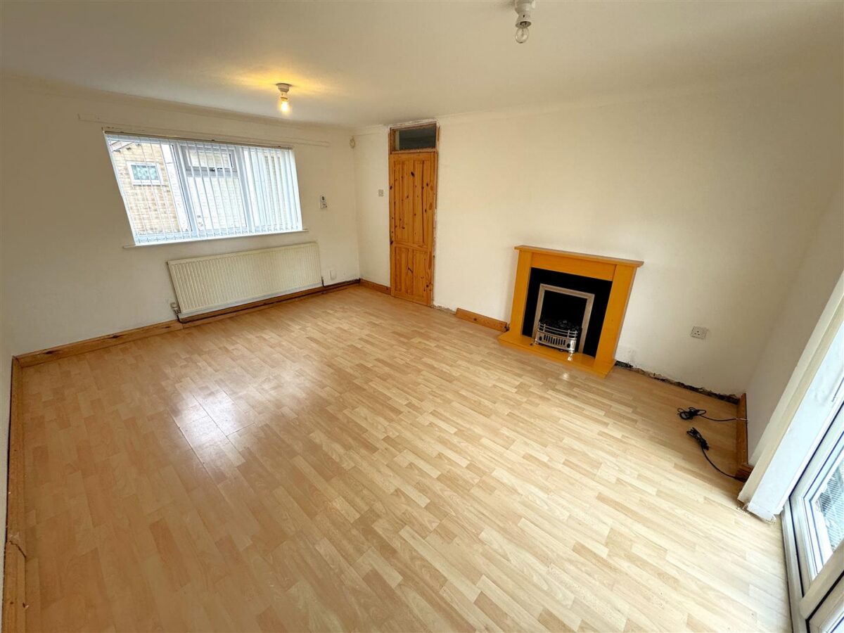 Kensington walk, Corby