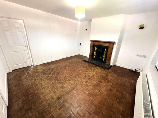 Studfall Avenue, Corby