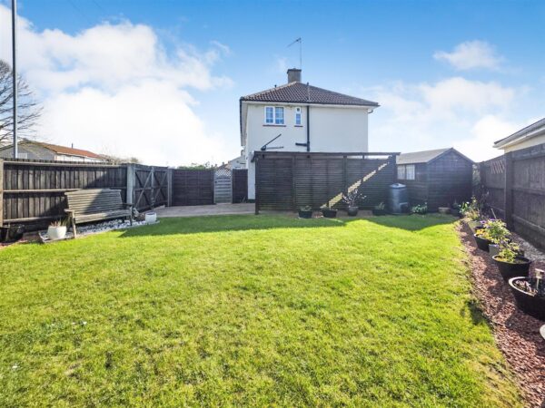 Shakespeare Way, Corby