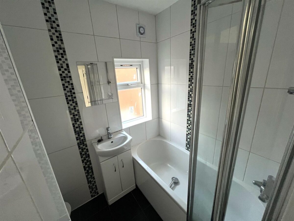 Pen Green Lane, Corby