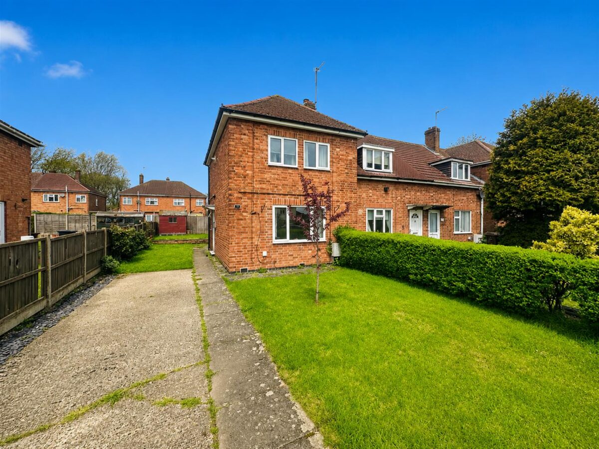 Highfield Grove, Corby