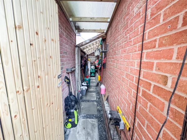 Melford Close, Corby