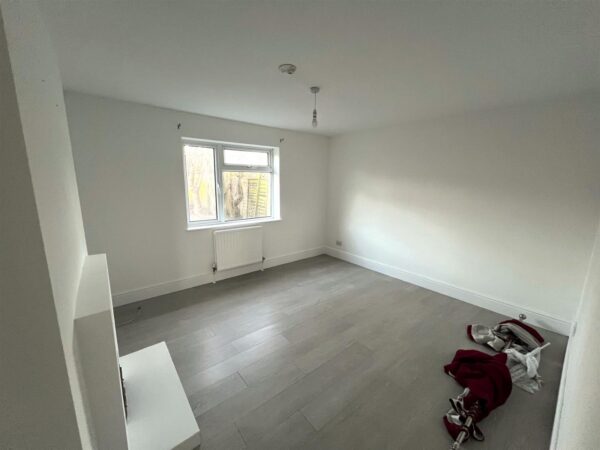 Pen Green Lane, Corby