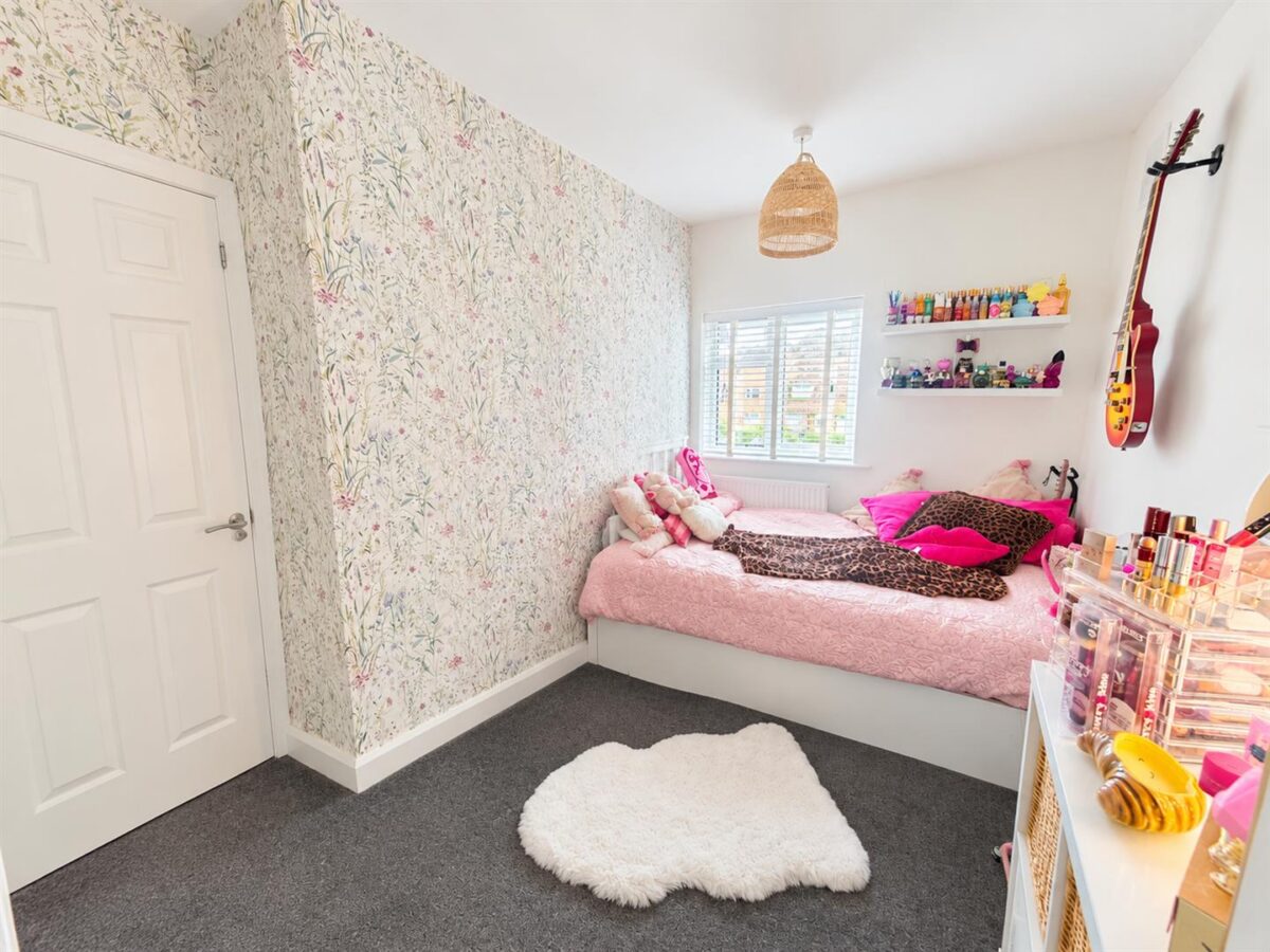 Fineshade Grove, Corby