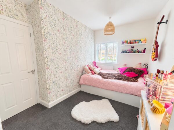 Fineshade Grove, Corby