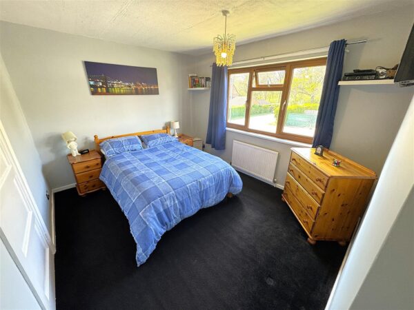 Studfall Avenue, Corby