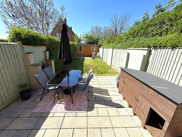 Thoroughsale Road, Corby