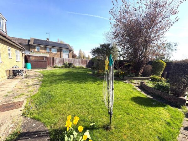 Studfall Avenue, Corby