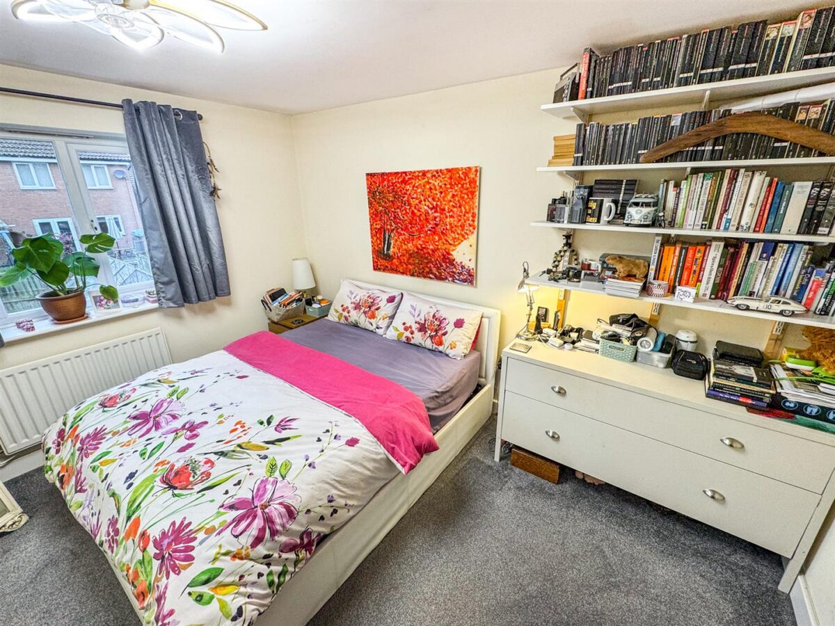 Melford Close, Corby