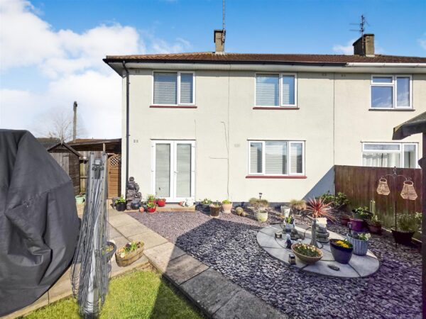 Shakespeare Way, Corby