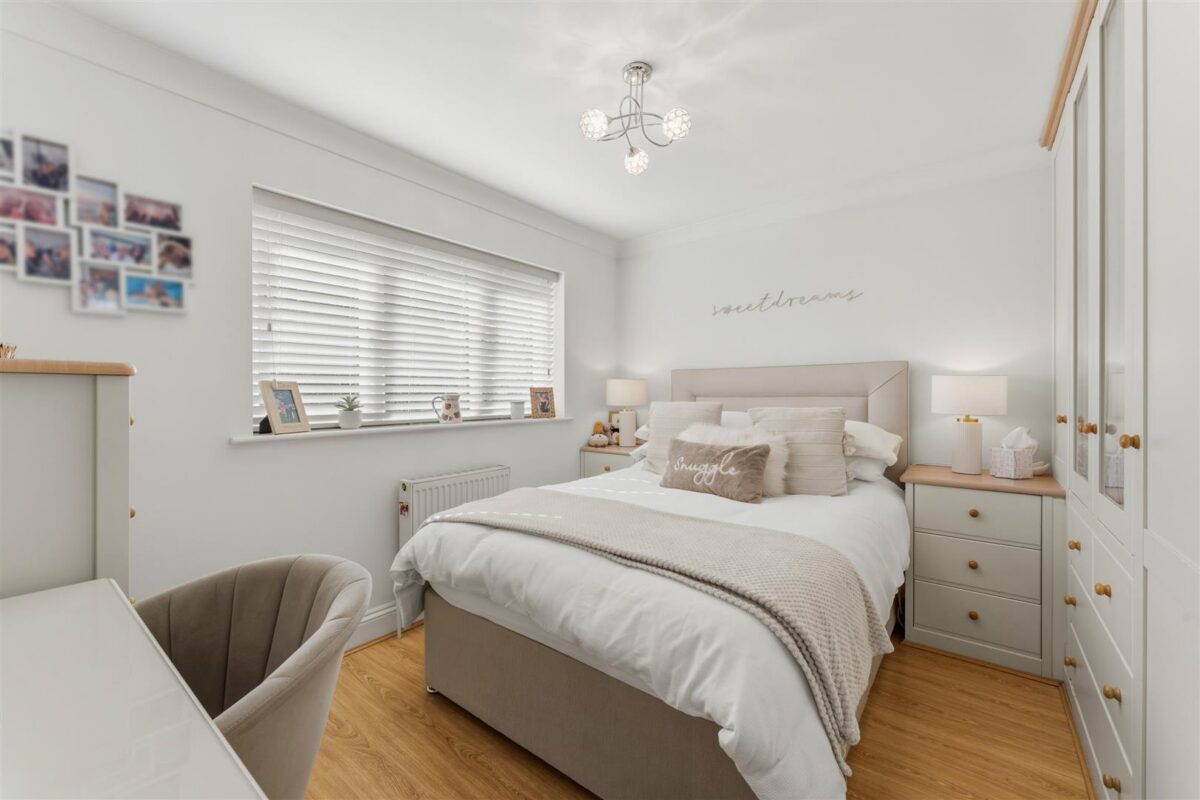 Beech Close, Desborough, Kettering