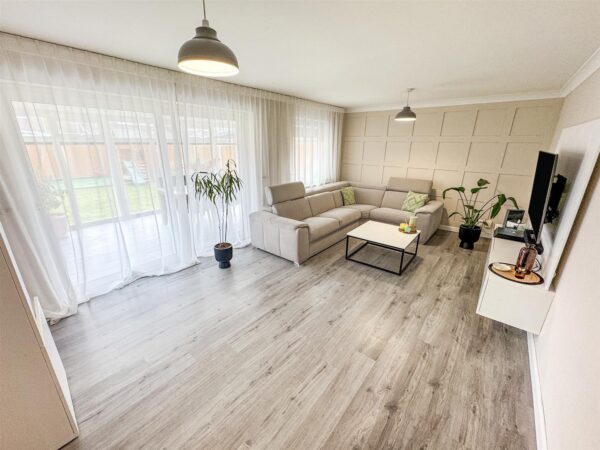 25, Tower Hill Road, Corby, North Northamptonshire