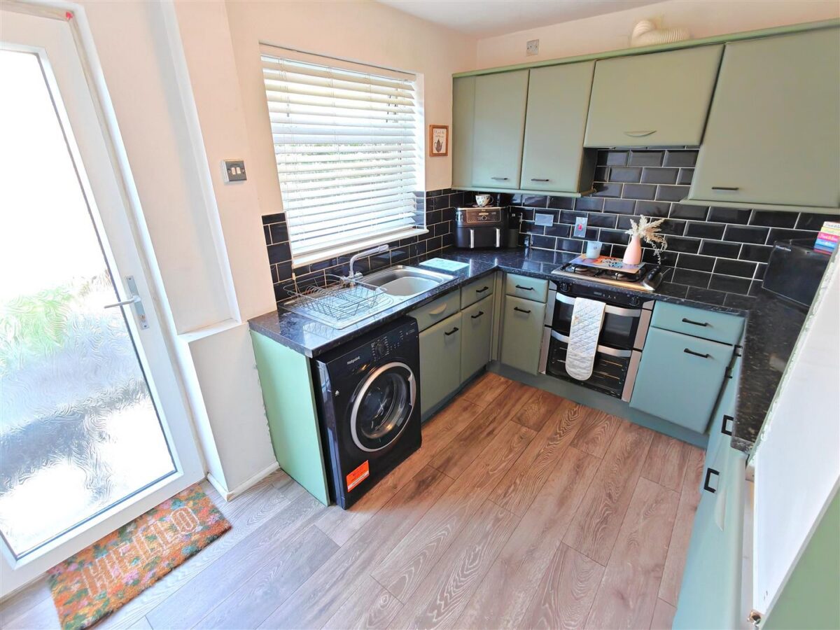 Browning Walk, Corby